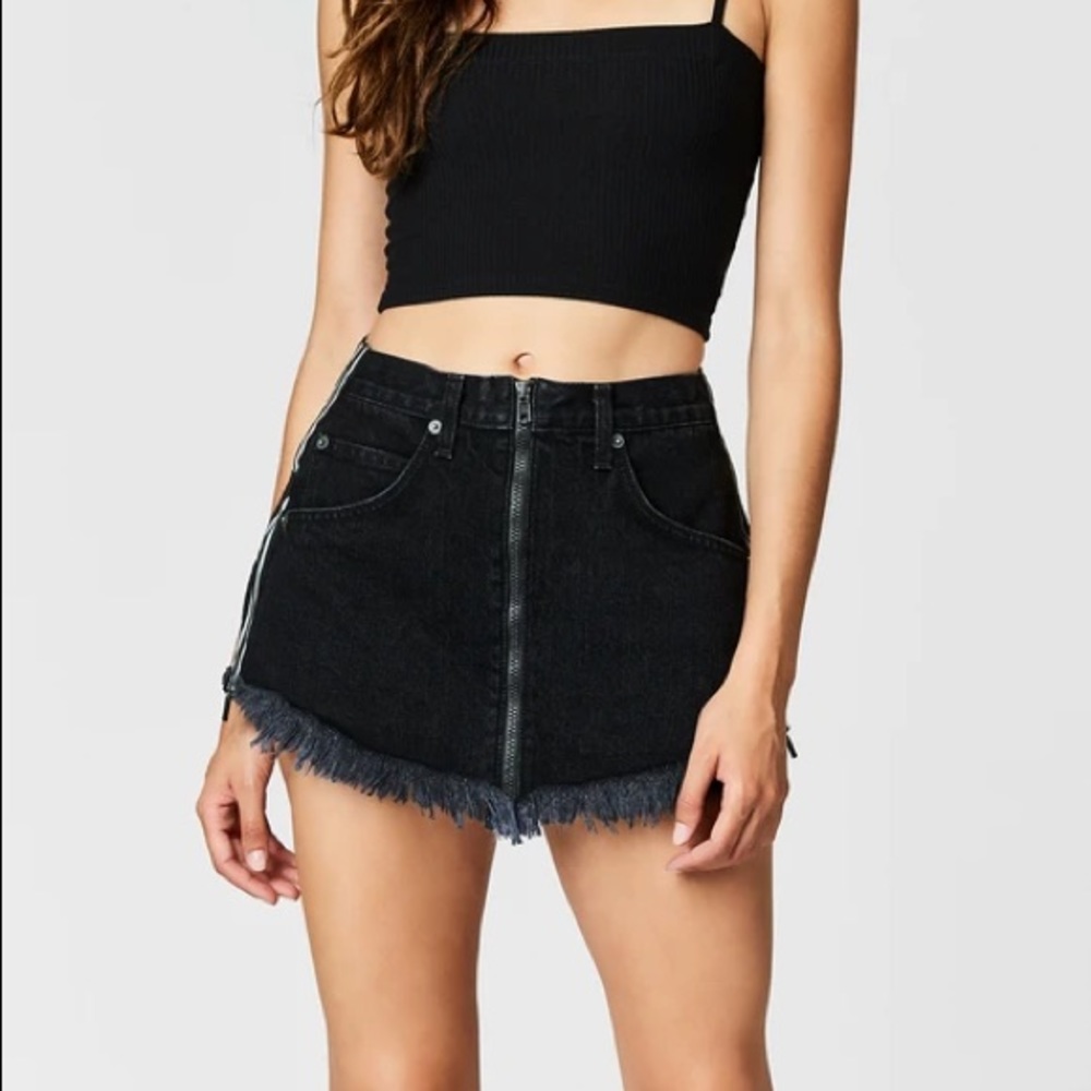 Carmar Zipper Skirt